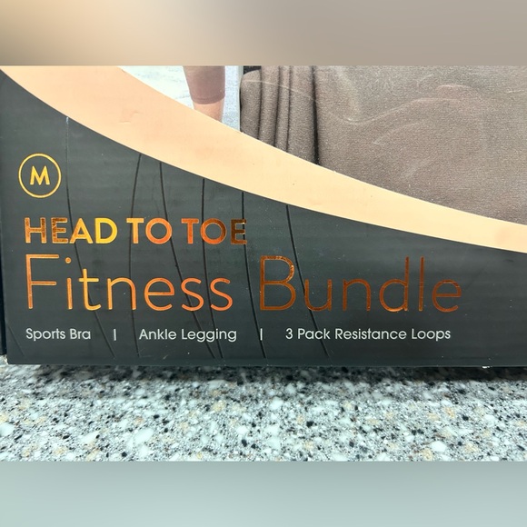 Balance Collection Fitness Bundle Size Medium - Picture 7 of 8